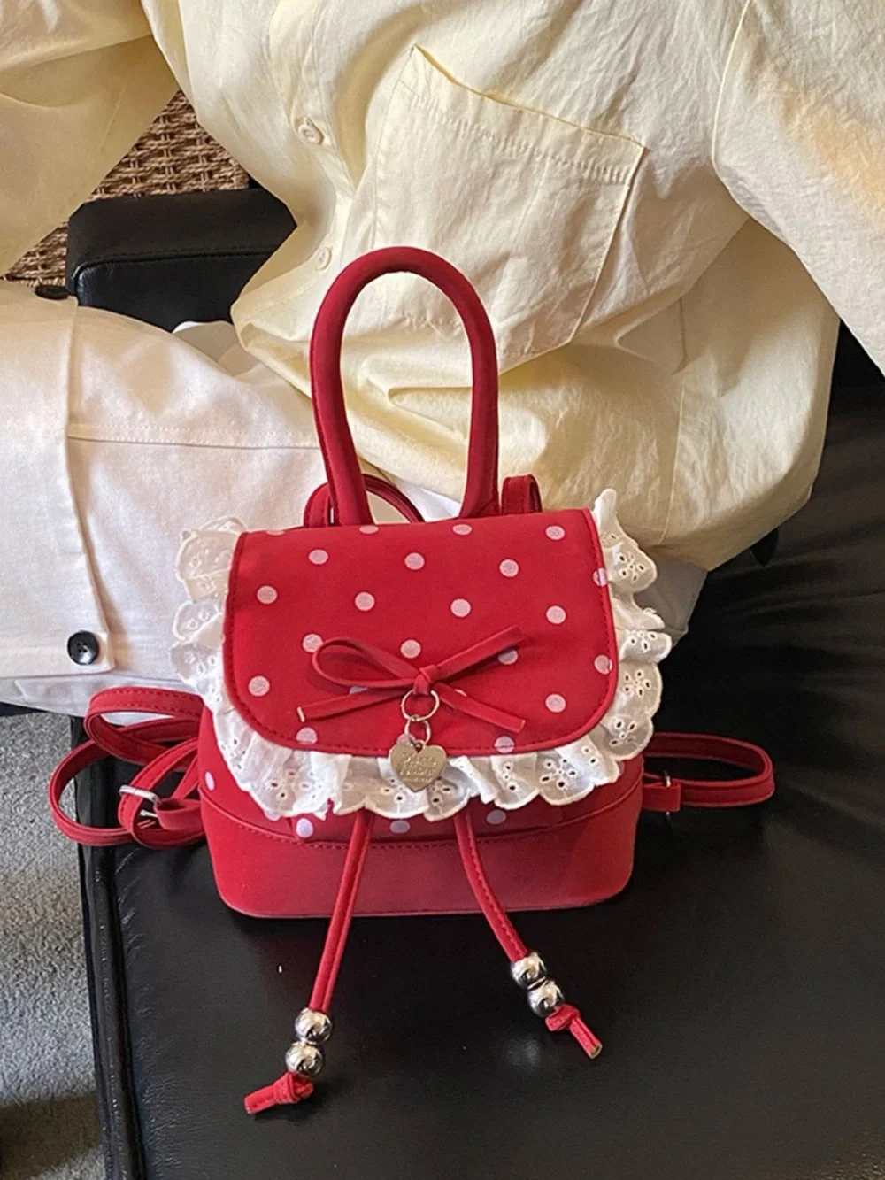 Chic Carryalls bag size
